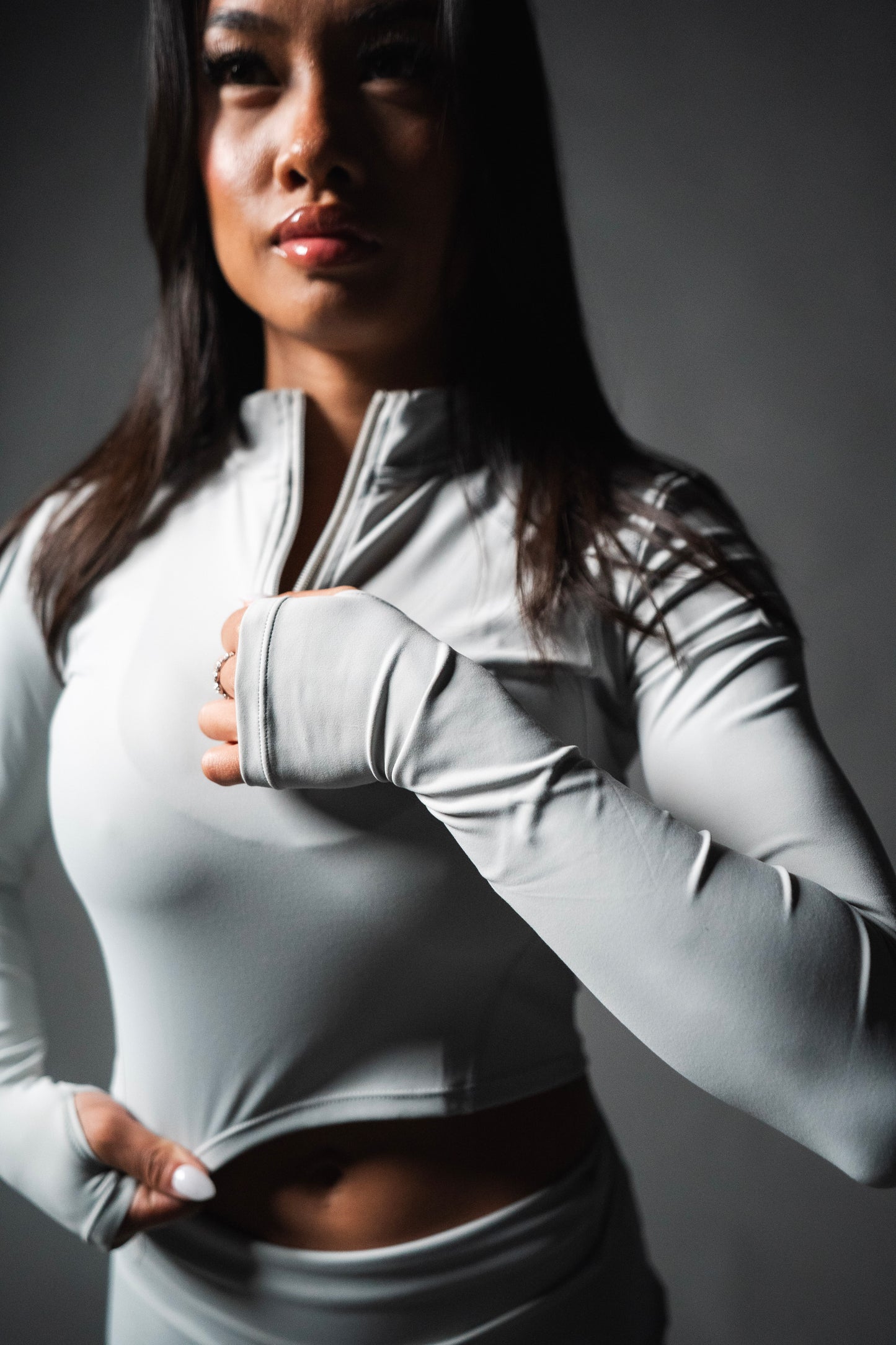 GREY QUARTER ZIP